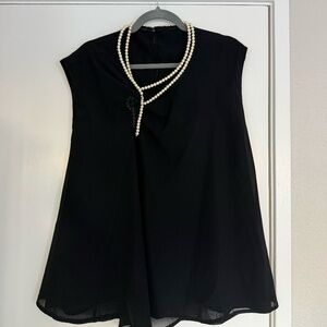 Junya Watanabe for Comme des Carcons top with a pearl necklace, size M